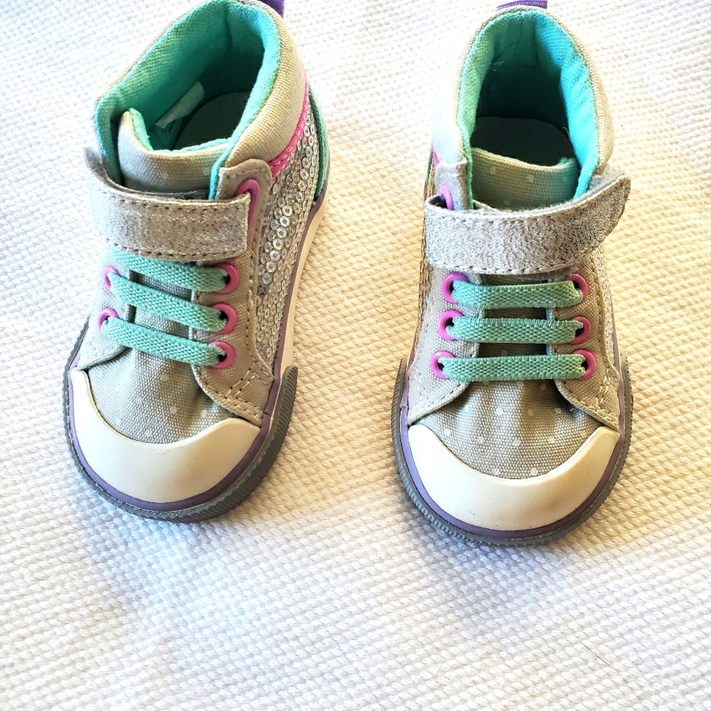 See Kai Run Peyton Sequin Mid Top Sneakers